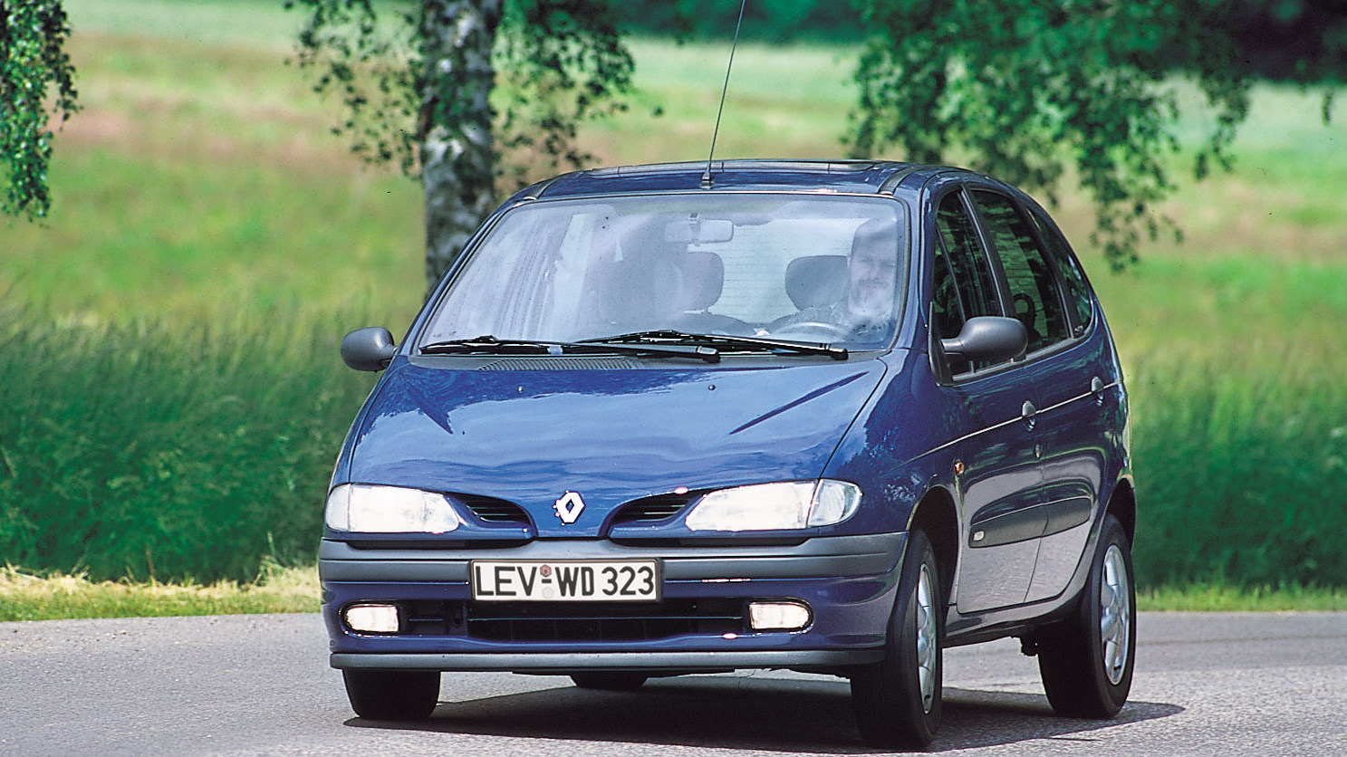 Megane scenic 1. Рено Сценик 1. Renault Scenic 1995. Рено Меган Сценик 1995. Рено Меган Сценик год: 1999.